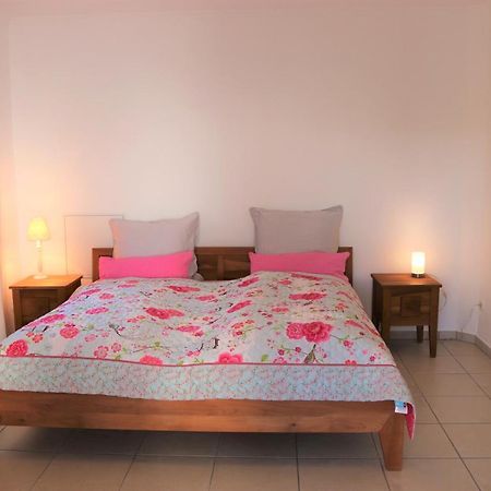Schoene Ferienwohnung Vor Den Toren Pullman Citys Zwei Aicha vorm Wald ภายนอก รูปภาพ