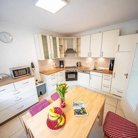 Schoene Ferienwohnung Vor Den Toren Pullman Citys Zwei Aicha vorm Wald ภายนอก รูปภาพ