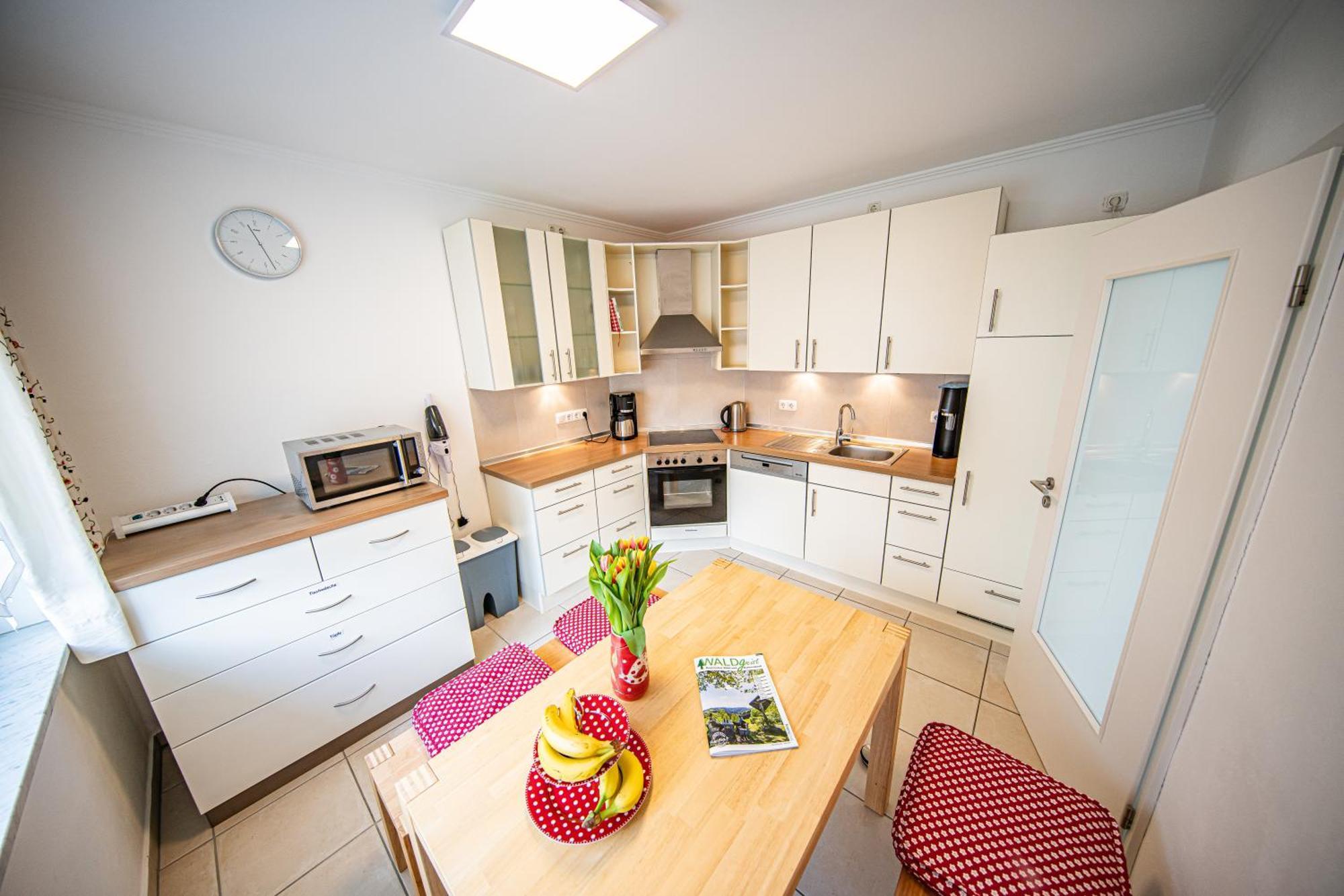 Schoene Ferienwohnung Vor Den Toren Pullman Citys Zwei Aicha vorm Wald ภายนอก รูปภาพ